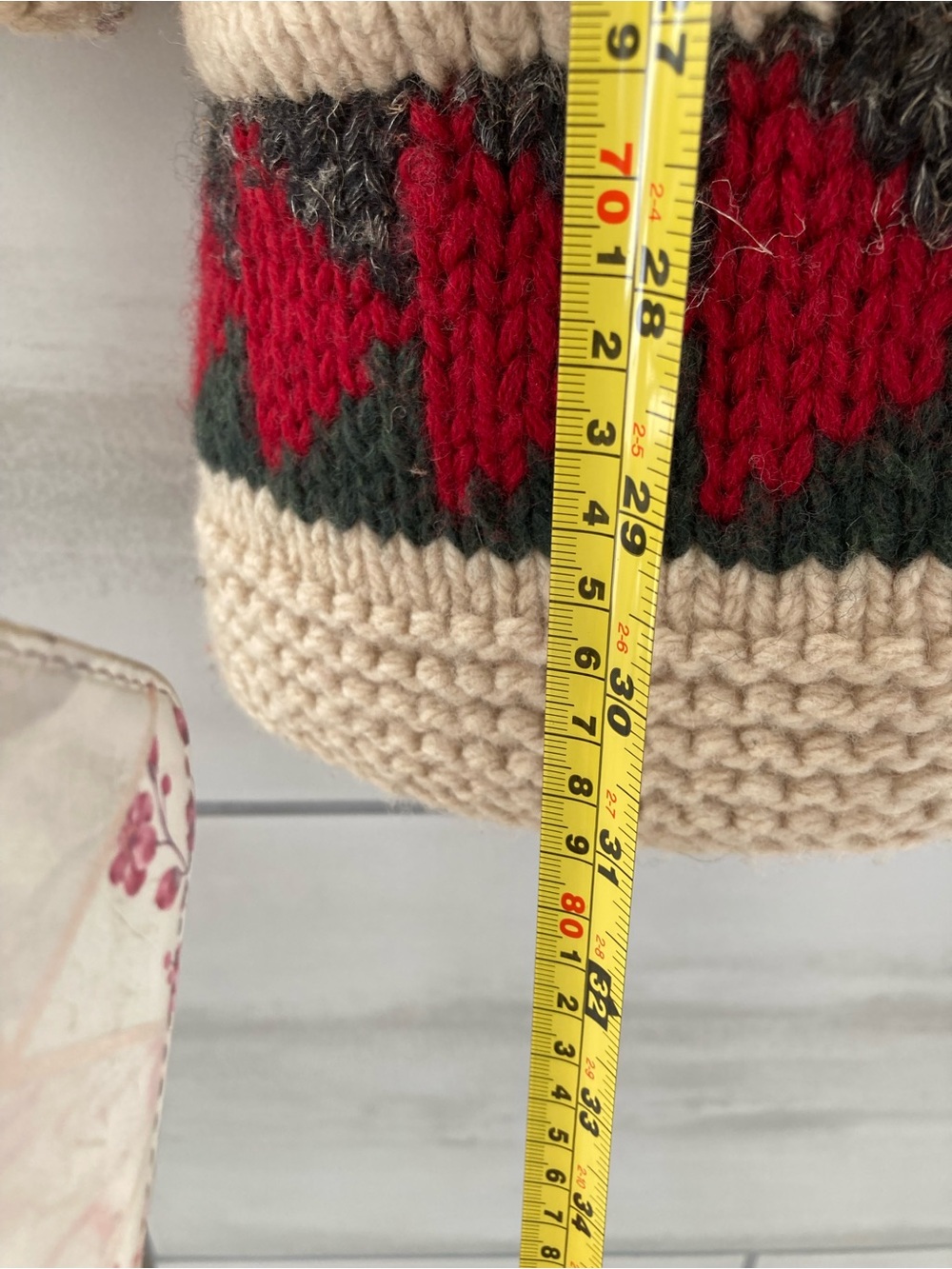 Eddie Bauer Beige Shawl Cardigan with Red & Dark Green Wool Tribal Pattern Hand - Picture 10 of 12